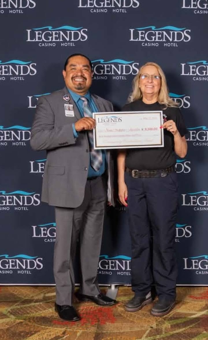 Naches Fire Receives its check from Legends
